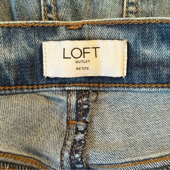 Loft Women Size 8 Petite Modern Skinny Med Wash Mid Rise Tulip Cut Raw Hem Jeans - Picture 4 of 9